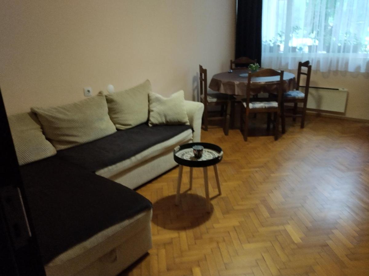 Прекрасен Апартамент В Бургас Burgas City Exterior foto